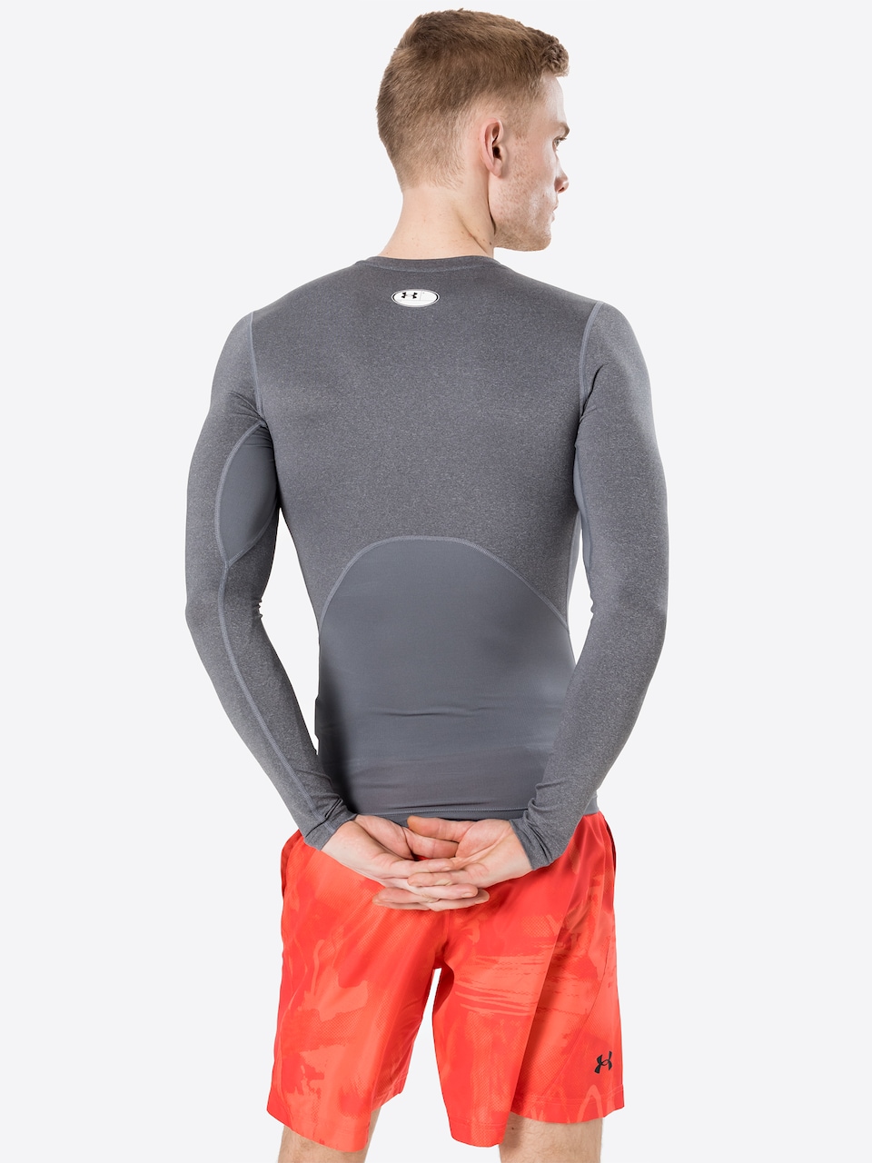 UNDER ARMOUR Maglia Funzionale: Performance e Comfort