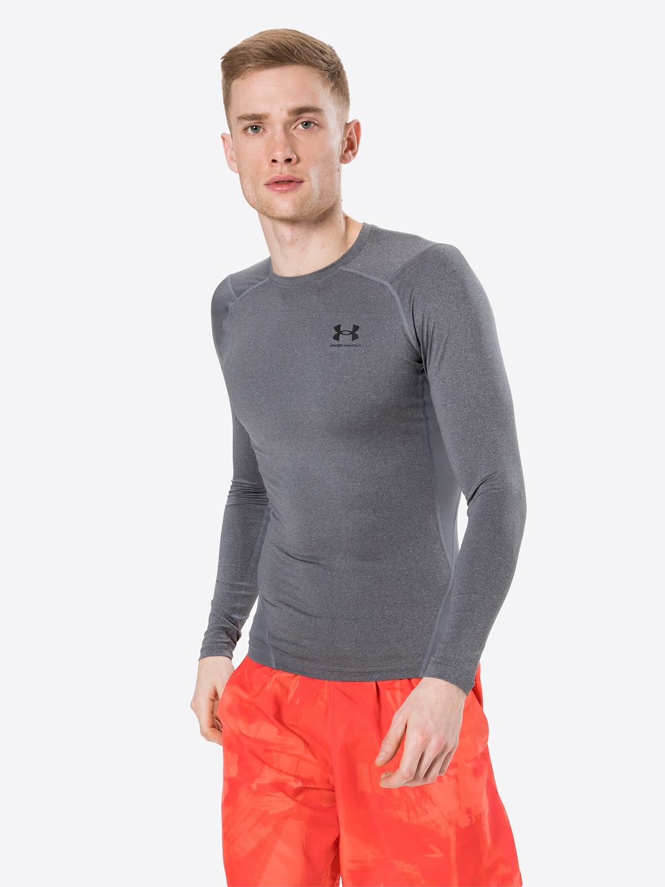 UNDER ARMOUR Maglia Funzionale: Performance e Comfort
