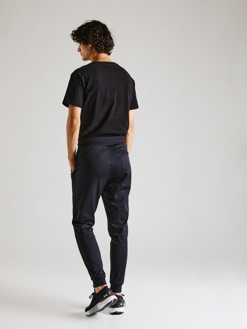 UNDER ARMOUR Tapered Pantaloni sportivi