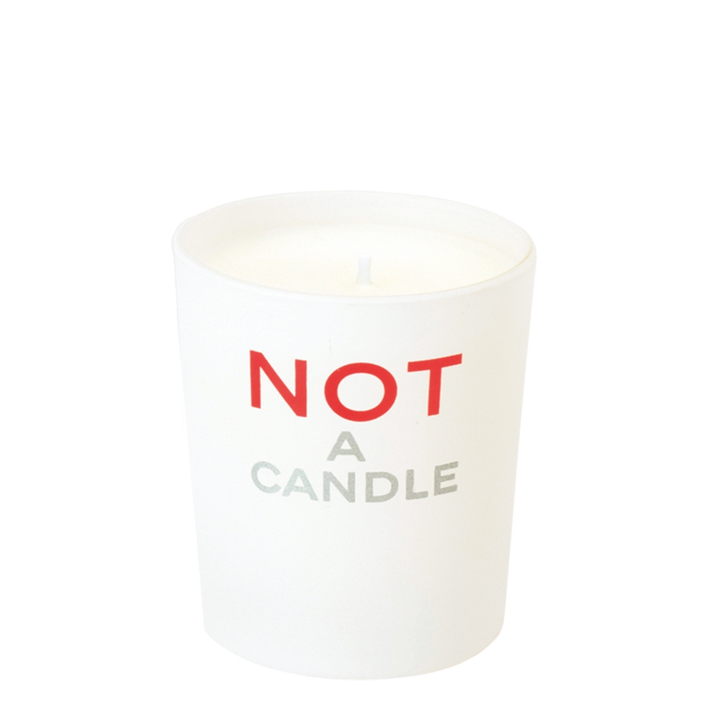 Not A Candle: Il Profumo di Juliette Has A Gun in Forma di Candela